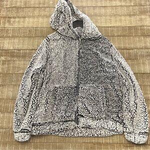 Bobbie Brooks Ladies' XL Gray Fleece Jacket
